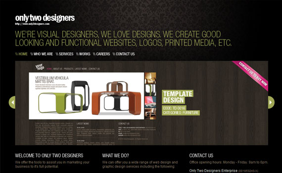 Only-two-designers-looking-textured-websites